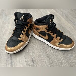 Nike Jordan Sneakers-Size 4.5